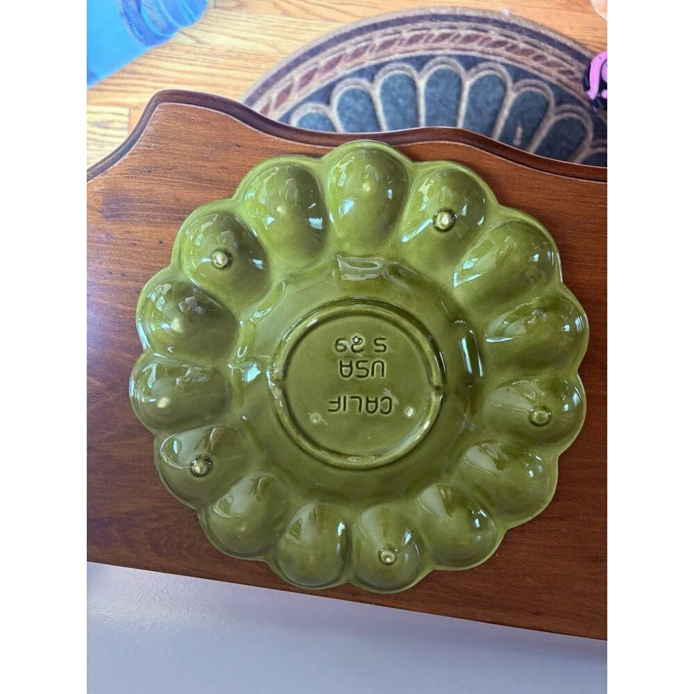 Vintage CALIF USA S29 Deviled Egg Plate Avocado Green Chicken Hen 1970s MCM